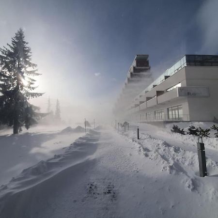 Apartman Ve Vysokych Tatrach Štrbské Pleso エクステリア 写真